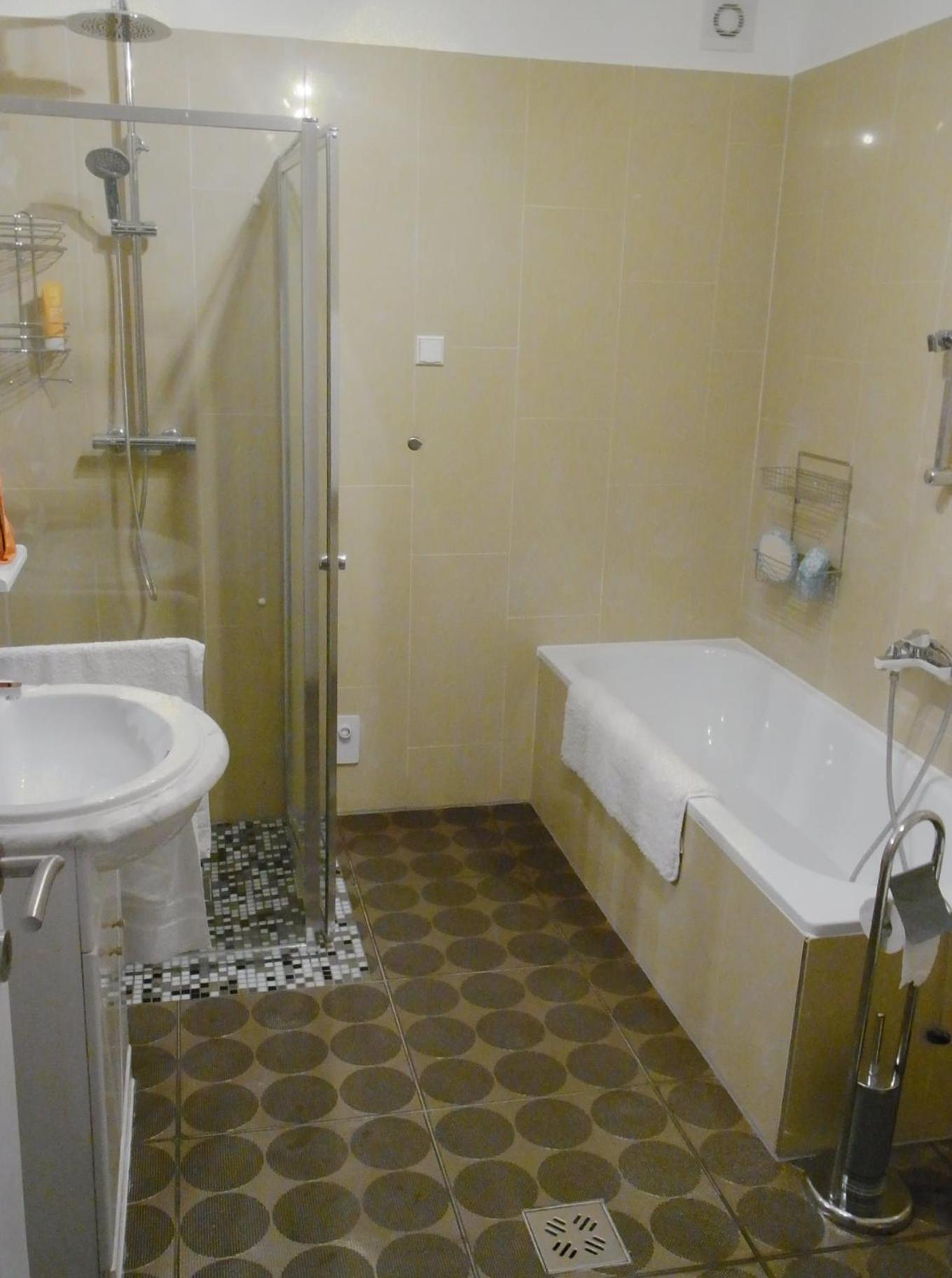 Apartamento Marikalak Keszthely Exterior foto